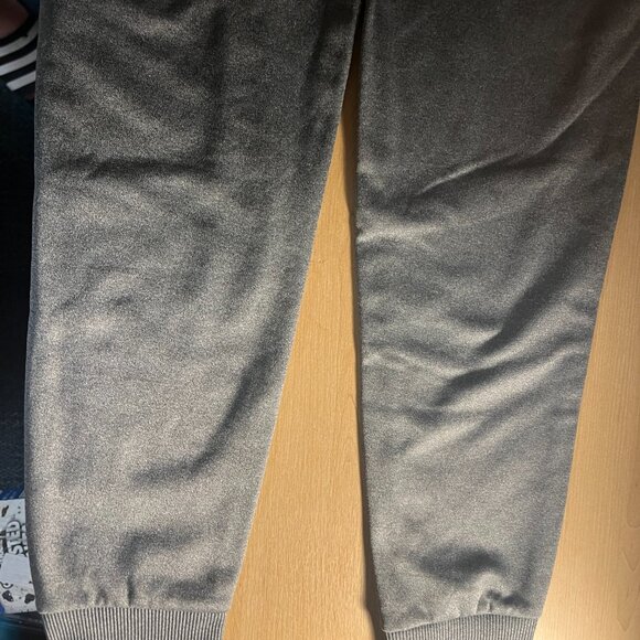 Grey Puma Sweatpants - Picture 4 of 4